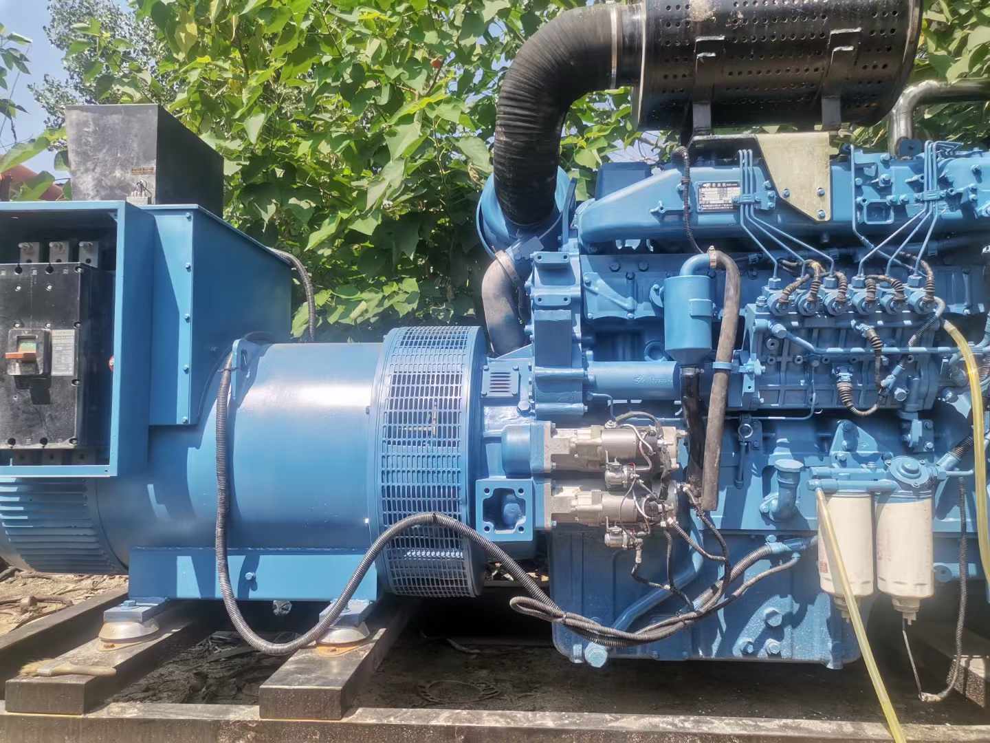 永德详细说明降低 800kW 柴油发电机输出电流波动的方法